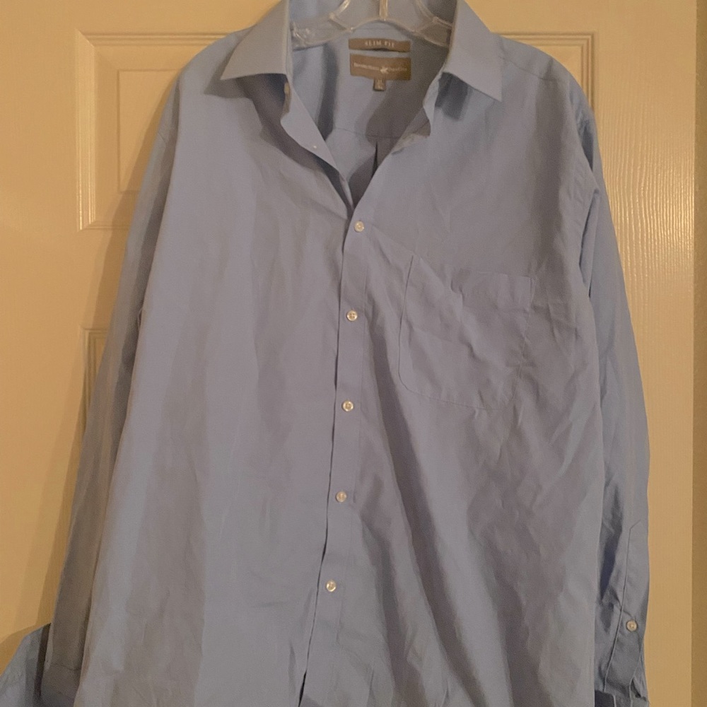 Men’s Long sleeved dress shirt.